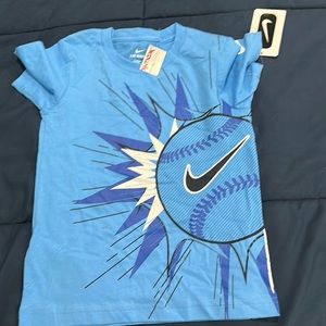 Nike tshirt